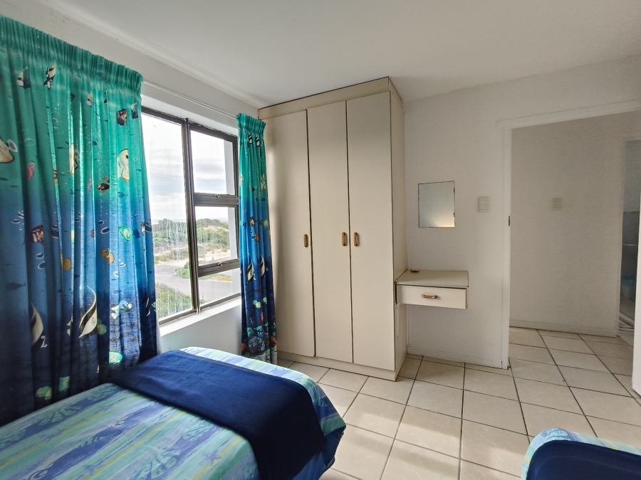 12 Bedroom Property for Sale in Paradise Beach Eastern Cape